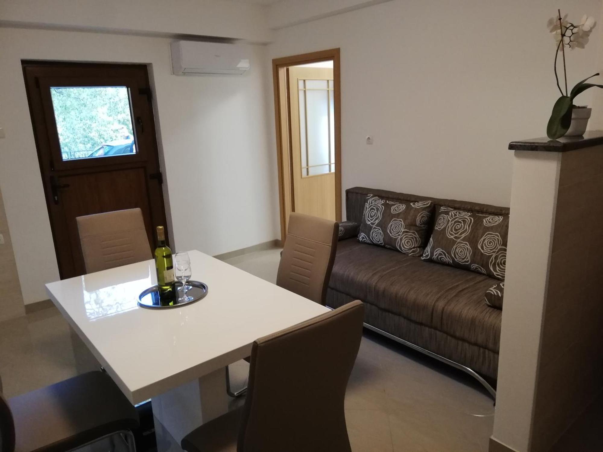 Guesthouse Vesna 센 외부 사진